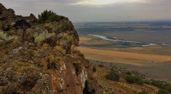 There’s A Beautiful Volcano Hike In Idaho Most People Don’t Know About