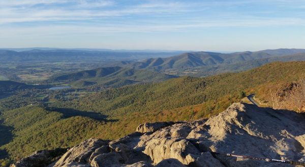 The Easy Trail In Virginia That Will Take You To The Top Of The World