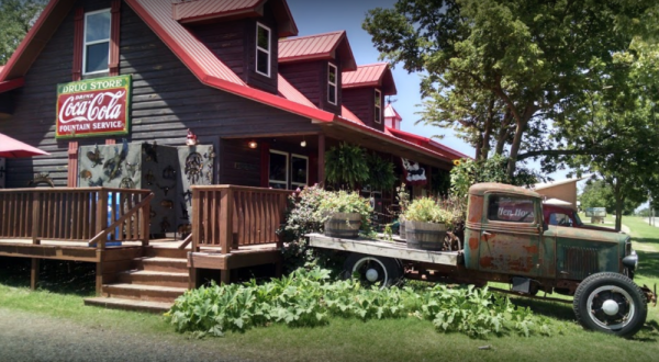 This Adorable Cabin In Oklahoma Serves Up Some Of The Most Amazing Food You’ve Ever Tried