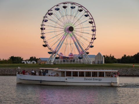 This Cocktail Cruise In Oklahoma Is The Perfect Summer Adventure