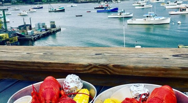 This Amazing Seafood Shack On The Maine Coast Is Absolutely Mouthwatering