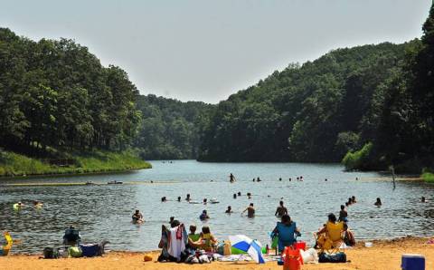 This Secluded Lake In Missouri Might Just Be Your New Favorite Swimming Spot