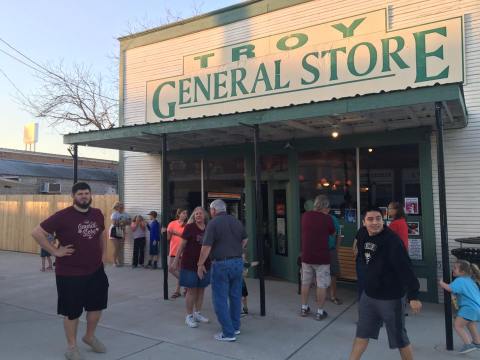 The Texas Store That’s In The Middle Of Nowhere But So Worth The Journey