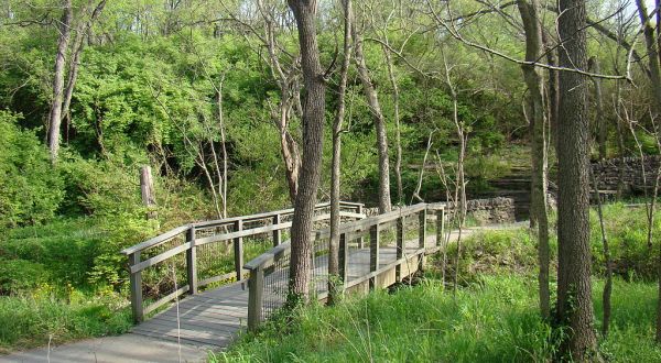 This Quaint Little Trail Is The Shortest And Sweetest Hike In Kentucky