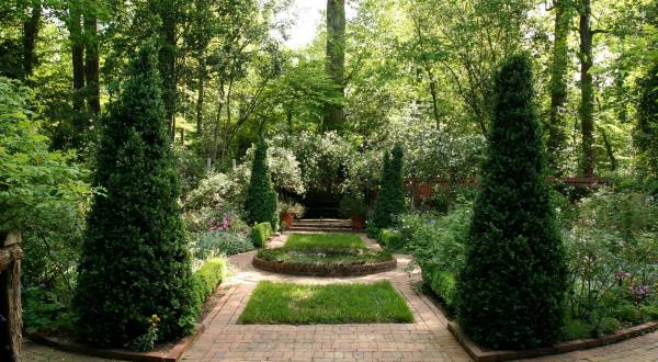 This Secret Garden Hiding In Plain Sight In North Carolina May Be Your New Favorite Escape