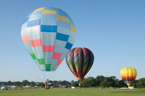 Spend The Day At This Hot Air Balloon Festival In Rhode Island For A Uniquely Colorful Experience