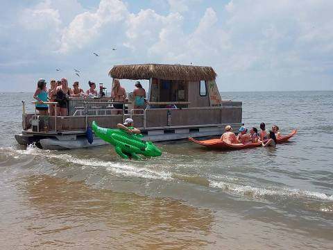 A Trip To This Floating Tiki Bar In New Jersey Is The Ultimate Way To Spend A Summer’s Day