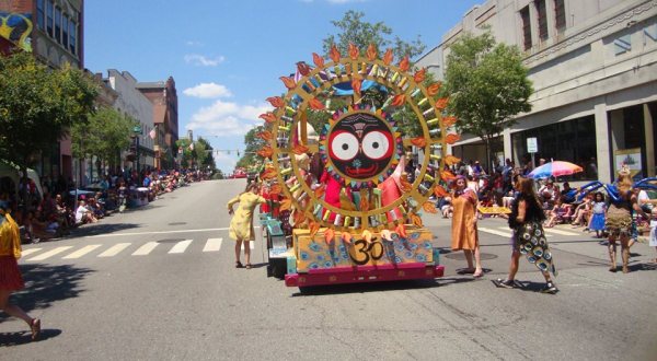 The Most Bizarre 4th Of July Parade Takes Place In This Small Town In Connecticut