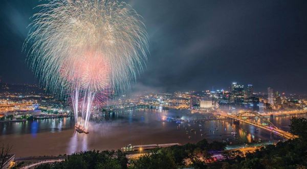 You Won’t Want To Miss The 9 Most Enchanting Fireworks Displays In All Of Pennsylvania