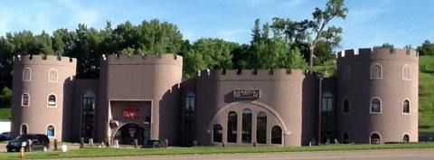 This Castle Restaurant In Iowa Is A Fantasy Come To Life