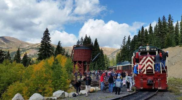 There’s A BBQ Train Ride Happening In Colorado And It’s As Delicious As It Sounds
