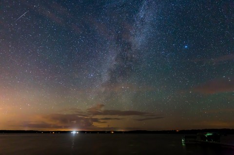 There's An Incredible Meteor Shower Happening This Summer And Minnesota Has A Front Row Seat