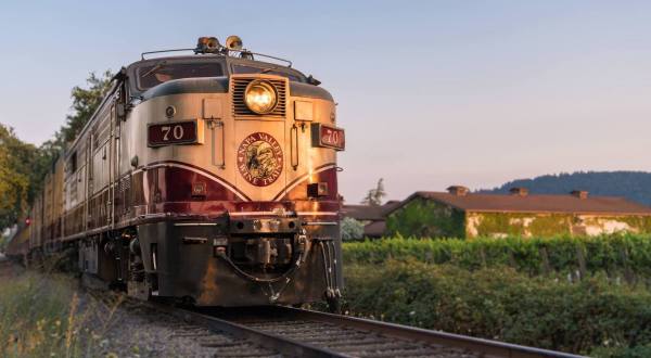 The Fourth Of July Train Ride Through The Napa Valley That Will Absolutely Enchant You
