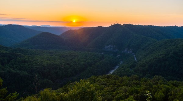 Few People Know How The Mountains In West Virginia Were Actually Made