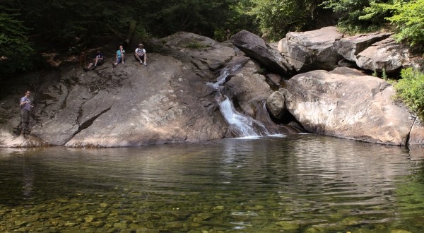 The Hike To This Secluded Waterfall Beach In Vermont Is Positively Amazing