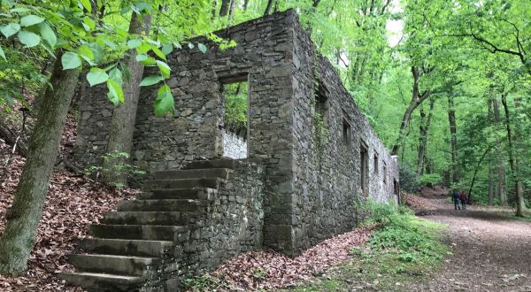 A Trip To This Little Known Ruin In Pennsylvania Is Truly One In A Million