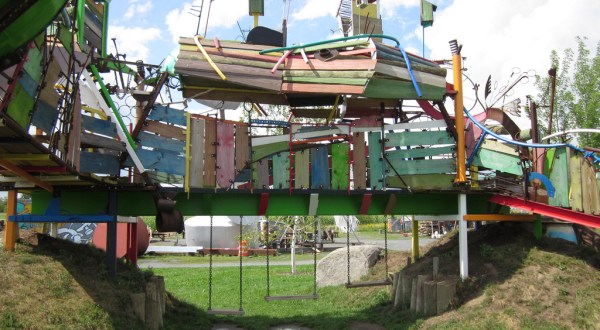 This Giant Jungle Gym Hiding In Minnesota Will Bring Out The Adventurer In You
