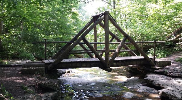 8 Out-Of-This-World Hikes In Indiana That Lead To Fairytale Foot Bridges