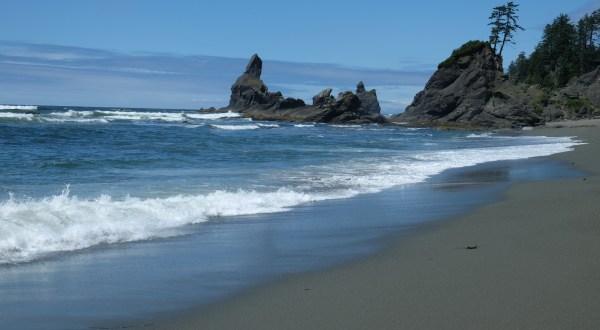 You’ll Love This Secluded Washington Beach With Miles And Miles Of Sand