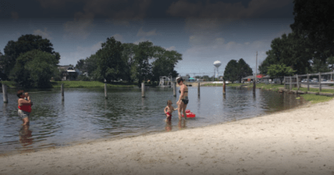 This Secluded Lake In Delaware Might Just Be Your New Favorite Swimming Spot