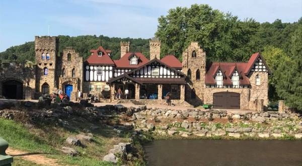 Live Like A King At This Bavarian Castle Hidden In Rural Missouri