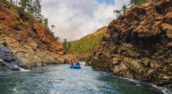 This White Water Adventure In Northern California Is An Outdoor Lover’s Dream