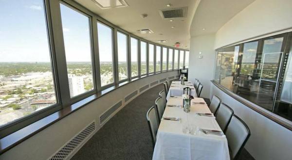 The 360 Degree City View At This Oklahoma Restaurant Will Completely Enchant You