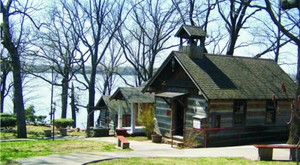 A Day Trip To This Lakeside Village In Oklahoma Will Take You Back In Time