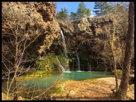 Your Kids Will Love This Easy 1-Mile Waterfall Hike Right Here In Oklahoma