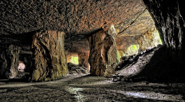 You’ll Never Forget A Trip Through This Old Mine In New York