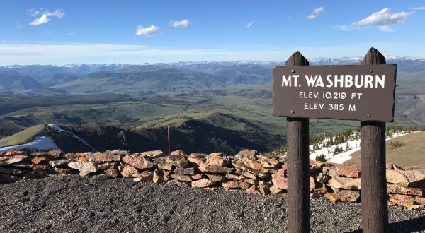The Easy Trail In Wyoming That Will Take You To The Top Of The World