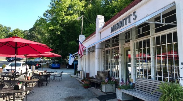 This Hole-In-The-Wall Restaurant In North Carolina Serves The Best BLT In The State