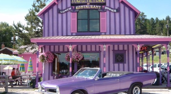This Purple Pie Shop In South Dakota Is A Sweet Tooth’s Dream
