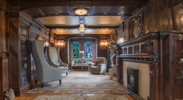 This Massachusetts House Looks Just Like Hogwarts And Its For Sale