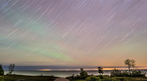 There’s An Incredible Meteor Shower Happening This Summer And Wisconsin Has A Front Row Seat