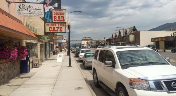 The Unassuming Wyoming Restaurant That Serves The Best Seafood You’ve Ever Tried