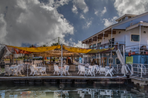 A Trip To This Floating Tiki Bar In Texas Is The Ultimate Way To Spend A Summer’s Day