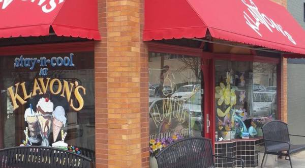 The Ice Cream Parlor In Pittsburgh That’s So Worth Waiting In Line For