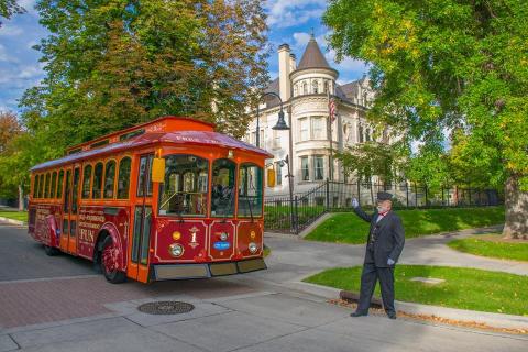 This Trolley Car Tour Shows You The Beehive State Like Never Before