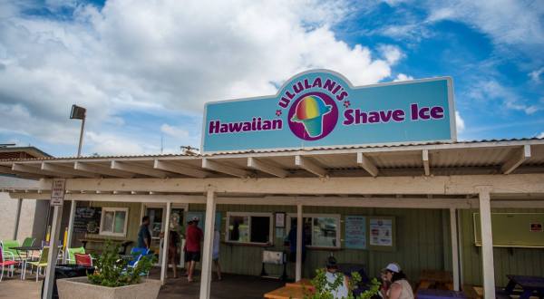 You’ll Find The Most Refreshing Shave Ice In Hawaii At This Unassuming Little Shop