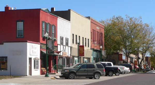 The Quaint Little Town In Nebraska That Will Steal Your Heart Forever
