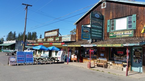 There's A Restaurant Hiding Inside This Oregon Tackle Shop And You'll Want To Visit
