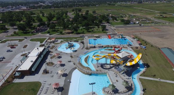 This Magical Water Park In Kansas Has The Most Epic Lazy River In The State