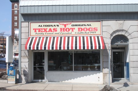 A Trip To The Oldest Hot Dog Stand In Pennsylvania Will Delight You In Every Way