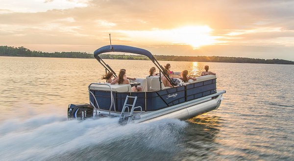 There’s A Pontoon Boat Tour In Florida That Will Take You On A Water Adventure Like No Other