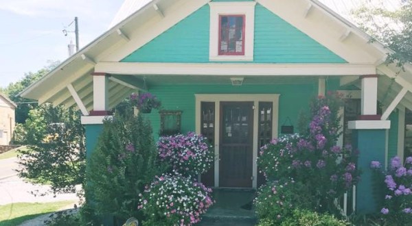 The Food Served At This Small Town Arkansas Cafe Is Almost Too Pretty To Eat