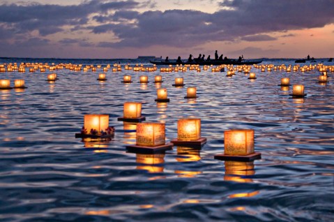 The Water Lantern Festival Everyone In Washington Is Sure To Love
