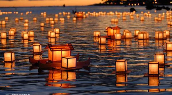 The Water Lantern Festival In Northern California That’s A Night Of Pure Magic