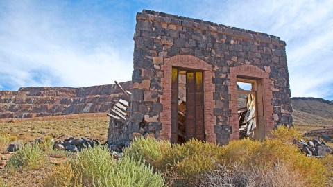 This Isolated Ghost Town In Nevada Was Destined To Fail But The Remnants Are Beautiful