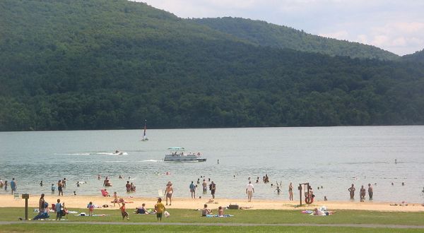 6 Places In Pennsylvania That Are Like A Caribbean Paradise In The Summer